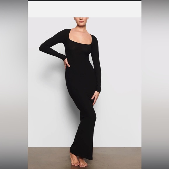 SKIMS Soft Lounge Long sleeve‎ Dress Size Small in Onyx Black NWT Tik Tok Famous - Picture 8 of 9